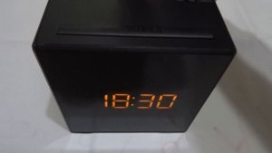 Radio clock Sony ICF C1 (Germany)