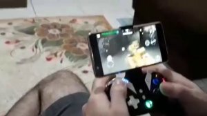 Jogando Modern Strike Online com Gamepad