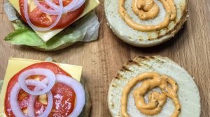 Бургеры с рыбными котлетами