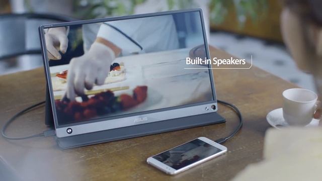 ASUS ROG Strix XG17 Computex 2019 Worlds first 240Hz Portable Gaming Monitor смотреть онлайн