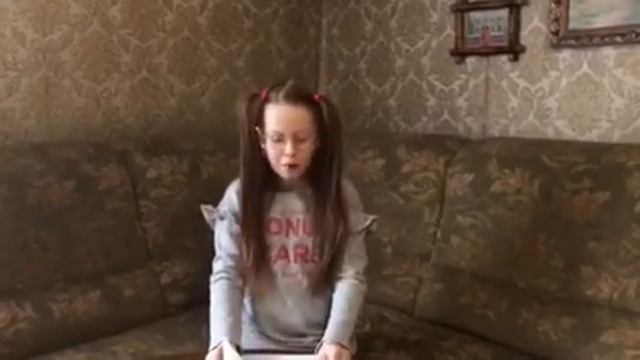 Роберт Рождественский «Реквием» (отрывок) – читает Исаева Виктория смотреть онлайн