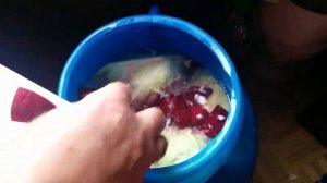 Капуста в бочке кусками