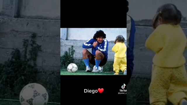 DIEGO ARMANDO MARADONA. EL PELUSA DEL PUEBLO. 💫♥️🇦🇷