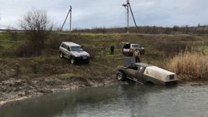 Покатушки на джипах Nissan Patrol vs Toyota Hilux off-road