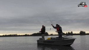 Рыбалка на реке Бузан, база Верхнелебяжье.