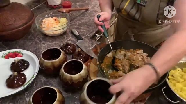 "Мясо в горшочках" // Рецепты к праздничному столу //Творчество на кухне // ЦДТ "Ново-Переделкино" смотреть онлайн