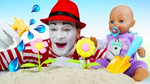 Смешные видео - Кукла БЕБИ БОН сажает Цветы! - Весёлая игра сад с Baby Bon. Детские мультики