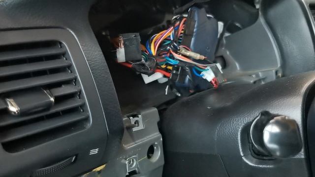 Защита от угона Toyota Land Cruiser Prado 120 как НЕ надо делать смотреть онлайн