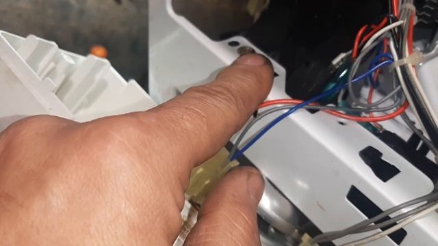 ?Горит предохранитель в микроволновке СВЧ? смотреть онлайн