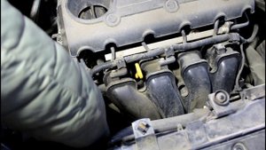Замена приводного ремня и роликов на KIA Sportage 2,0 Киа Спортейдж 2012 года