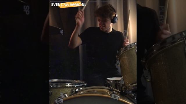 Run The Jewels ft. Royal Blood - The Ground Below (Drum Cover) - SvenDrummingNL смотреть онлайн