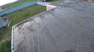 Залил меж этажное перекрытие по профлисту вдвоём с женой , сил нет )))