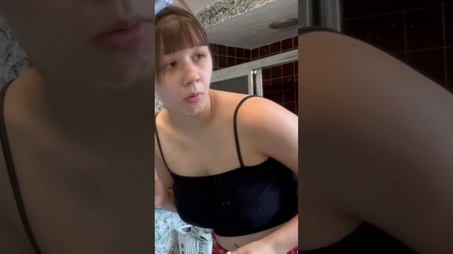 Как я подстригла челку сама смотреть онлайн