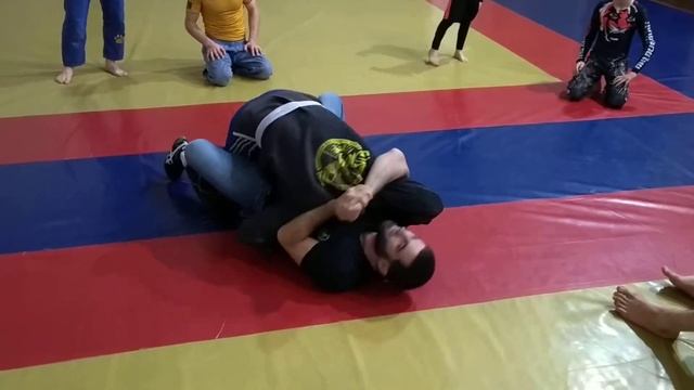 Выход с гильотины смотреть онлайн