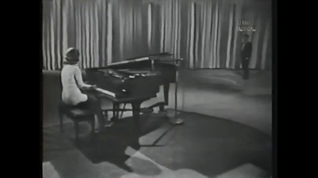 клуб "Лира" история песни "Бесаме мучо" смотреть онлайн