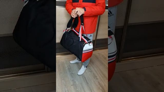 Спортивная сумка Tommy Hilfiger