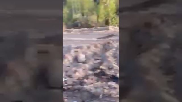 строим навес для курятника из того что есть)))) смотреть онлайн