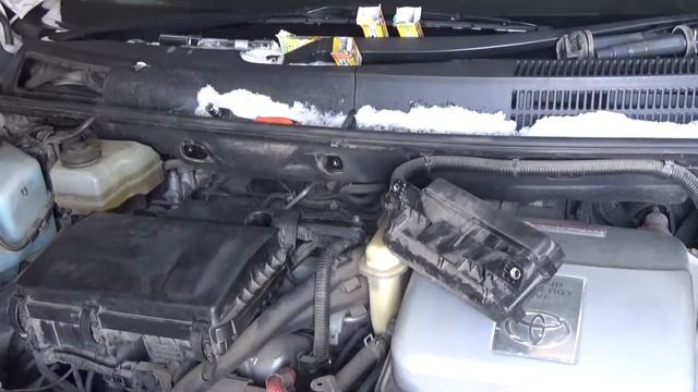 Замена свечей зажигания Toyota Prius 20 кузов смотреть онлайн