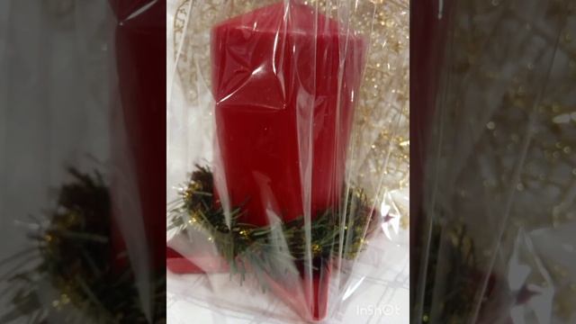 Новогодние композии. Живая ель, ягоды в шоколаде, смесь для зимнего чая, декор .