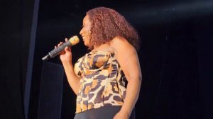 STEPHANIE MILLS with SHIRLEY MURDOCK  "Never Knew Love Like This Before" @ Fraze Pavilion 5/19/23