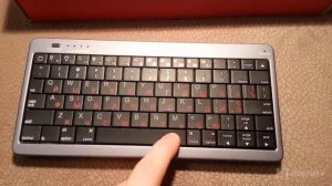Bluetooth клавиатура - зарядное устройство на 10000 mAh | Обзор