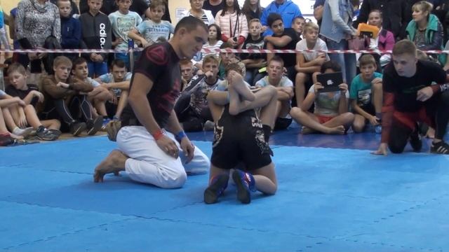 Анастасия Т 34 Тюнина 9 лет на Турнире по грепплингу Кубок Крыма 14 10 2017г смотреть онлайн