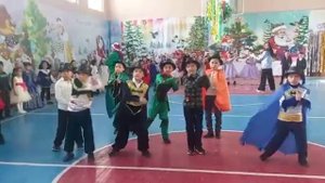 Новогодний танец для мальчиков ?#дети #танцы