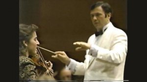 Nadja Salerno-Sonnenberg performs Bach Violin Concerto in A minor (8 July 1987)