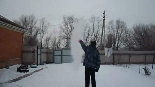 вода замерзает на морозе смотреть до конца.wmv смотреть онлайн