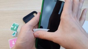 ПЕРЕКЛЕИВАЮ ЗАЩИТНОЕ СТЕКЛО НА IPHONE XR!