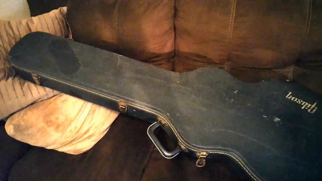 New Bass Day: Natural Finish 1975 Gibson G-3 Grabber Unboxing смотреть онлайн