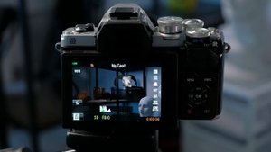 Как Снять КОСМИЧЕСКОЕ ВИДЕО на БЮДЖЕТНУЮ Камеру? Olympus OM-D E-M10 Mark III | Обзор и тесты