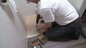 Toilet on Laminate Floor. Пол ламинат под унитазом