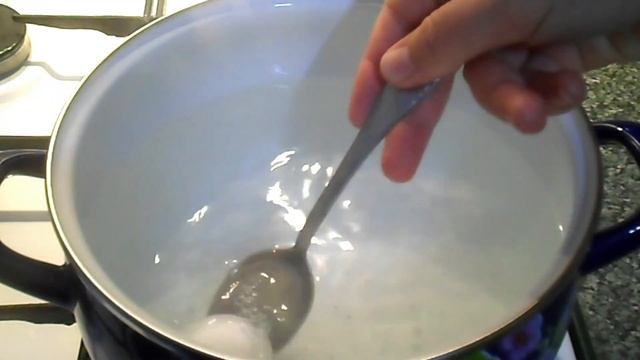 Варим яйца | Как сварить яйца чтобы они легко чистились смотреть онлайн