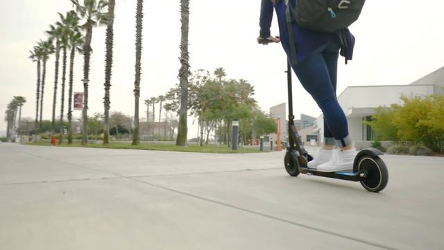 Лёгкий складной электросамокат для города с надувным колесом E Prime Air Razor. Новинка 2020! смотреть онлайн