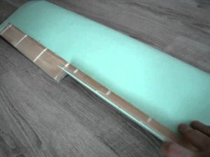 Самолет -крыло из потолочки и линеек, размах 1.8 метра.