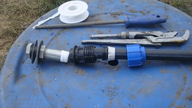 Подробная инструкция по присоединению еврокуба к поливу смотреть онлайн