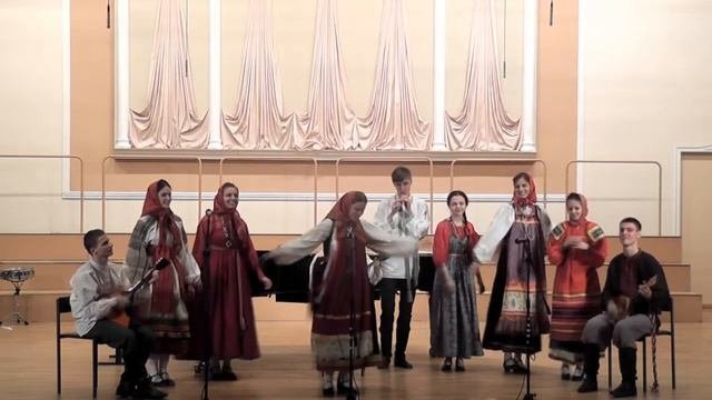 Заиграла балалайка