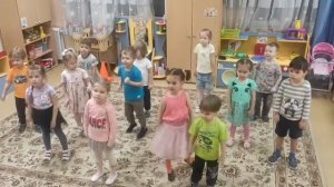 День матери в детском саду. Поздравление от детей средней группы.