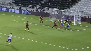 В Дохе в контрольном матче сборная России по футболу уступила команде из Катара