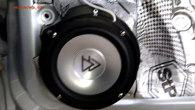 Автозвук без усилителя реально? Меняю штатную акустику. смотреть онлайн