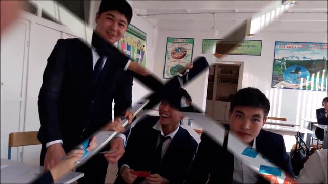 Дана жол. #101 школа - 1 играют в "Капиталист VS. Клоун смотреть онлайн