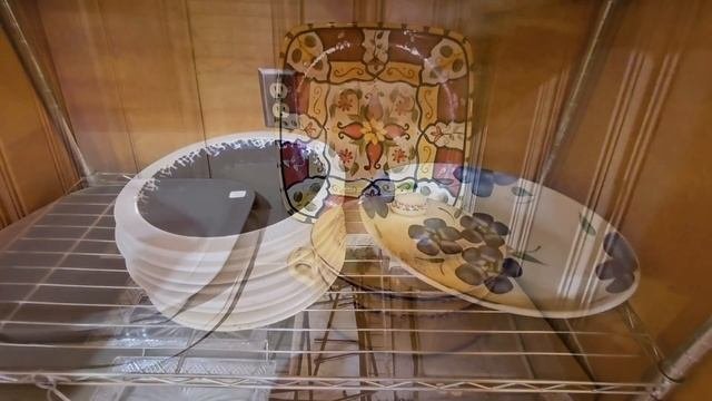 АМЕРИКАНСКАЯ БАРАХОЛКА В ДОМЕ С БАССЕЙНОМ И СМОТРОВОЙ ПЛОЩАДКОЙ! РАСПРОДАЖА КИПИТ, ТОВАРАМИ МАНИТ!