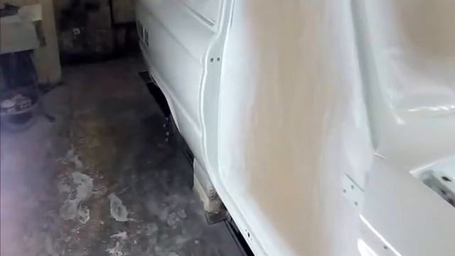 Запорожец покрасили!