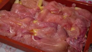 Картофель с куриными отбивными в духовке