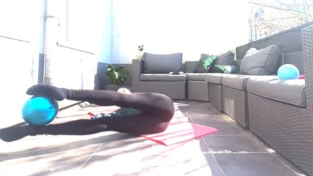 Художественная гимнастика | ОНЛАЙН УРОК | Dance & Sport Center "IMPULS" смотреть онлайн