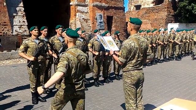 Новое пополнение приняло Присягу смотреть онлайн