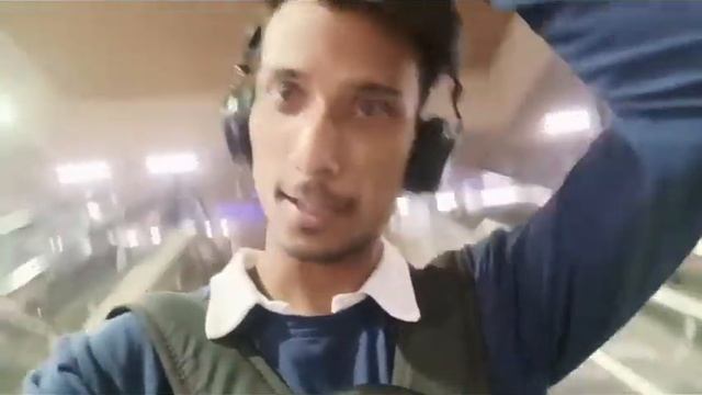 My first class in Delhi Ducat ?We See Lotus Temple From Metro смотреть онлайн