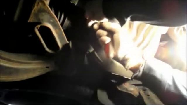 Rear ABS Sensor Replacement 2003-2010 Ford Explorer смотреть онлайн