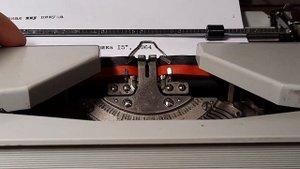 Пишущая/печатная машинка Erika 15 (1964) | Erika 15 typewriter (1964)